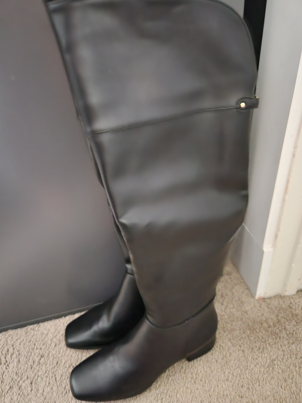 NWT Liz Claiborne LC Dover Black Knee High Faux Leather Boots Women's Size 7M - Picture 10 of 15
